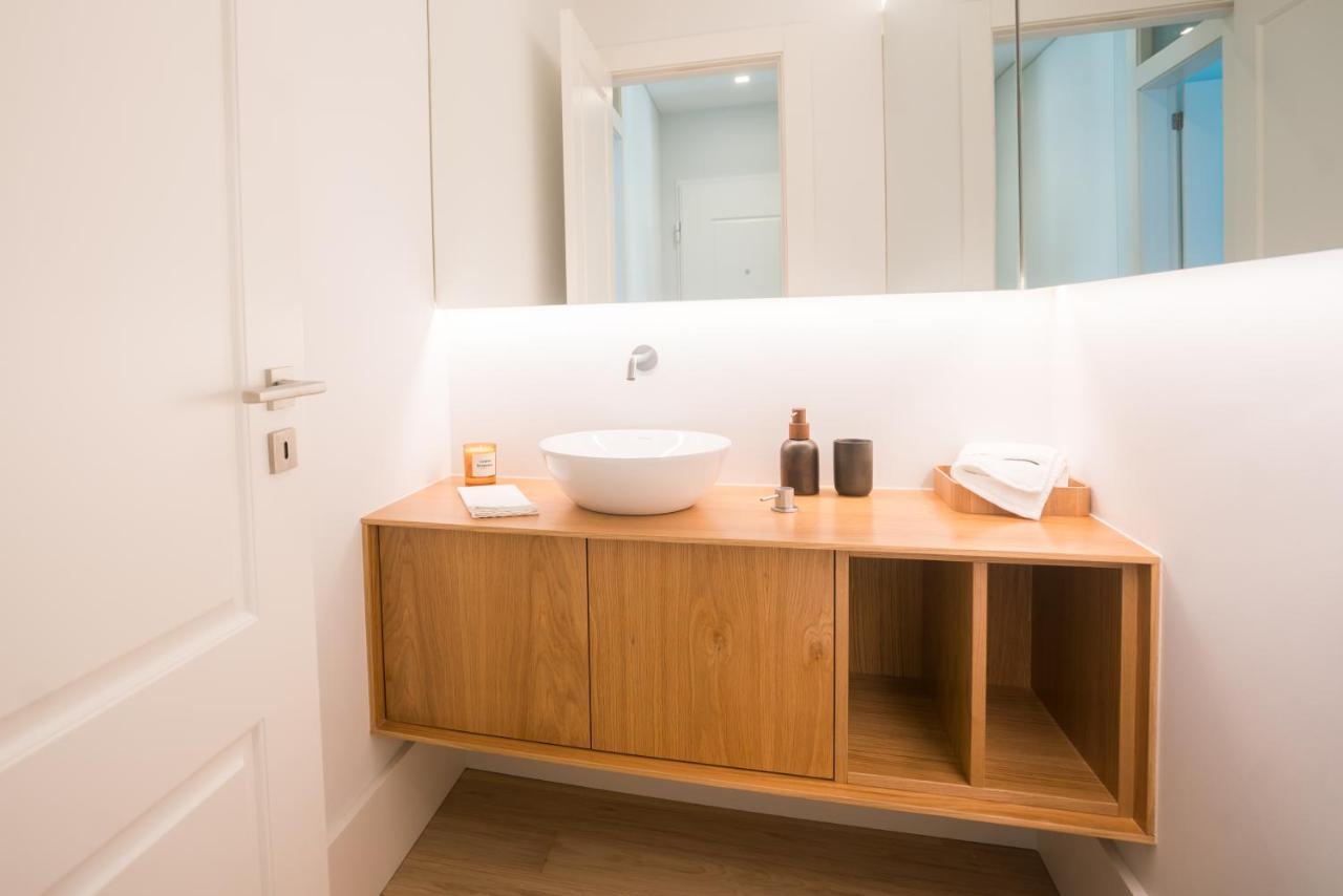 ליסבון Luxury Condo In Heart Of Baixa-Chiado מראה חיצוני תמונה